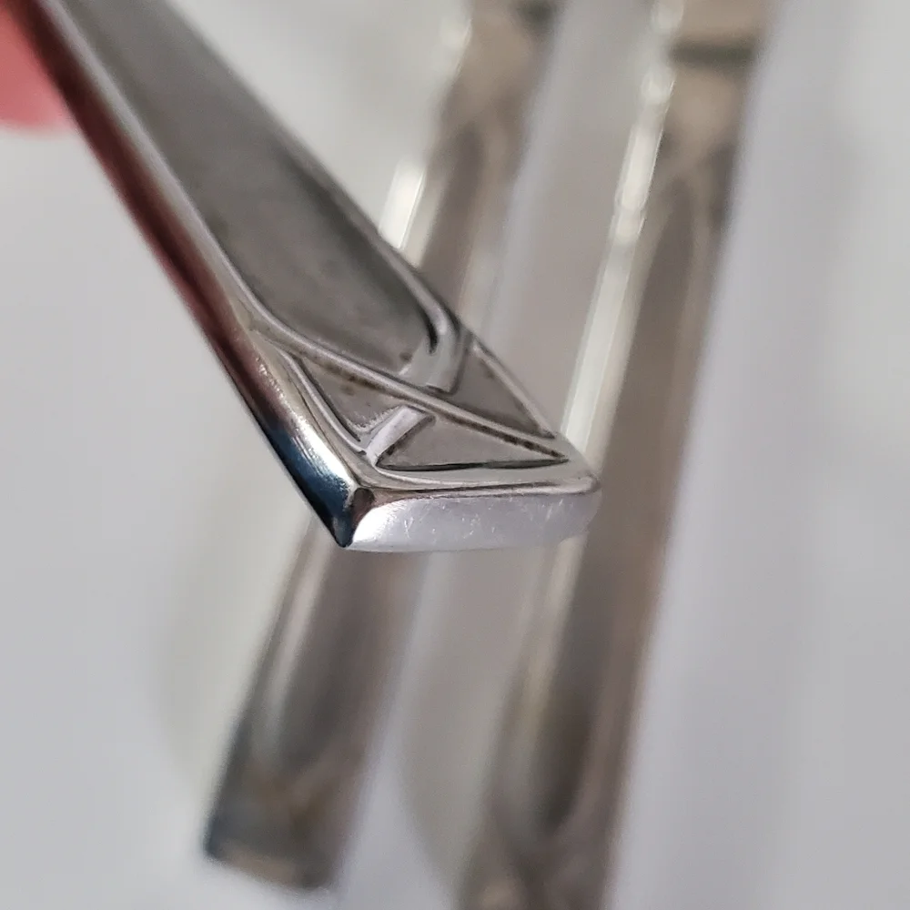 Cambridge Stainless‎ Crossroad Sand Pattern Dinner knives